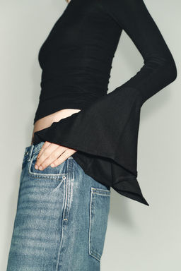 T-SHIRT WITH RUFFLE SLEEVES - Zara фото 3