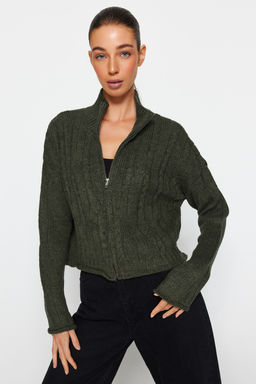 Haki Crop Yumusak Dokulu Fermuarl? Sac Orgulu Triko H?rka TWOAW24HI00202