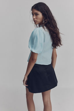 Blusa con mangas abullonadas - H&m фото 4