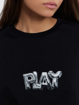 Футболка женская оверсайз черная с принтом Play черный +печать7 112953 - Mark formelle фото 6