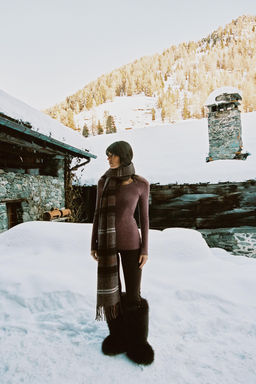 RIBBED LONG SLEEVE T-SHIRT - Zara фото 8