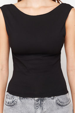 Siyah S?rt Dekolteli Fitted Regular Boy Pamuklu Esnek Orme Bluz TWOSS24BZ00031