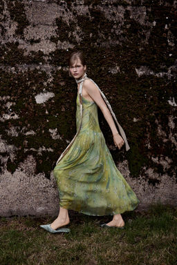 LONG DRESS WITH FLORAL PRINT - Zara фото 2