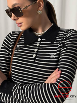 Свитер-поло в полоску женский