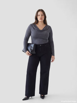 D?k?ml? Yaka B?zg?l? Bluz