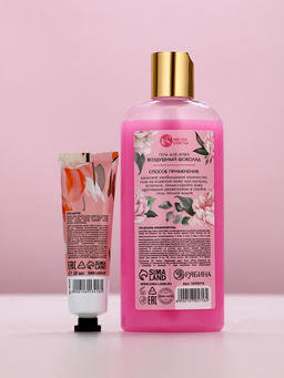 Подарочный набор Самой милой, гель для душа, 250 мл и крем для рук, 30 мл Чистое счастье