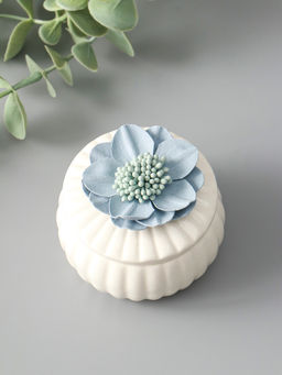 Шкатулка для украшений «Голубой цветок», с крышкой, белая, керамика, 7×7×6.5 см