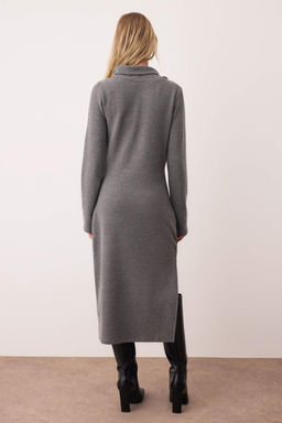 Antrasit Sal Detayl? Selanik/Triko Gorunumlu Bodycon Maxi Orme Elbise TWOAW26EL00216 - Trendyolmilla фото 4