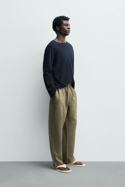 PANTAL?N FLUIDO RELAXED FIT / Oliva
