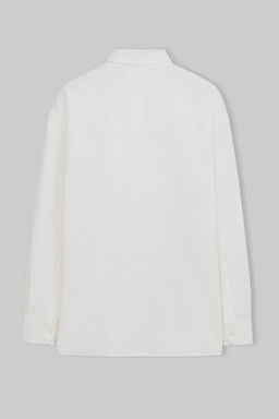 Beyaz Regular Fit Modal Dokulu Ince Yazl?k Gomlek TMNSS26GO00040