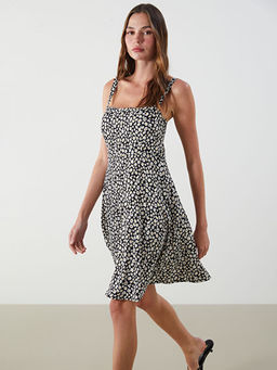 ?i?ekli Ask?l? Belden Oturtmal? Mini Elbise