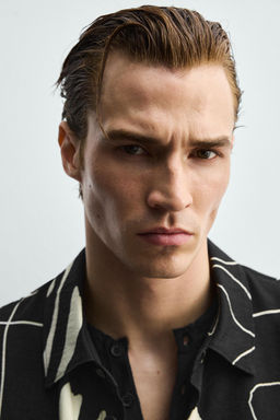 ABSTRACT PRINT FLOWING SHIRT - Zara фото 6