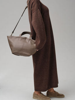 Кожаная сумка Azaro 31355 тауп