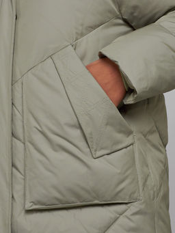 Зимняя женская куртка модная с капюшоном светло-зеленого цвета 52362ZS - HULDLUCK фото 11