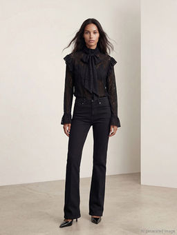 Fular Yaka Dantelli Bluz