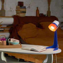 ULO-K22 D/E14/A WHITE/BLUE/RED Светильник настольный, 40W. Цоколь E14. Механический выключатель. Триколор. ТМ Uniel