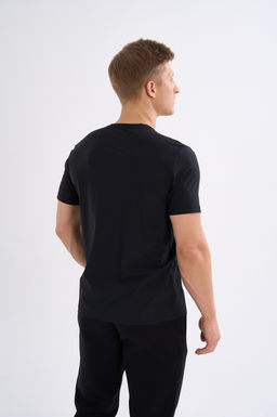 Футболка Черный