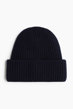 Gorro en mezcla de lana acanalada