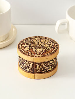 Шкатулка круглая "Машенька", 8,5х5см, береста