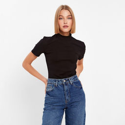 Футболка однотонная женская MINAKU SLIM FIT: чёрная, размер 42