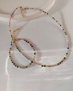 Комплект из натуральных камней и кристаллов