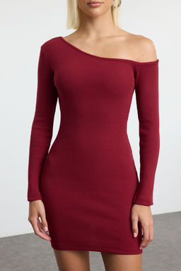 TRENDYOLMILLA Siyah Vucuda Oturan Asimetrik Yaka Omzu Ac?k Mini Fitilli Esnek Orme Kalem Elbise TWOAW23EL00118  фото 16