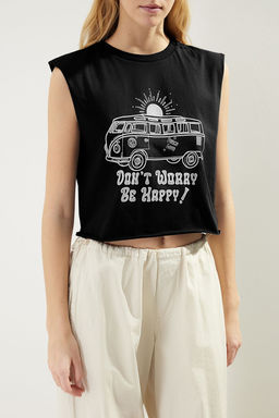 TRENDYOLMILLA K?rm?z? %100 Pamuk Bask?l? Kolsuz Relaxed/Rahat Kal?p Crop Bisiklet Yaka Orme T-Shirt TWOSS23TS00122  фото 29