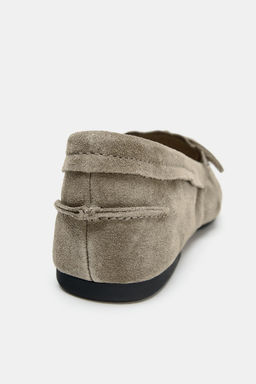 SPLIT SUEDE LOAFERS WITH TASSELS - Zara фото 10