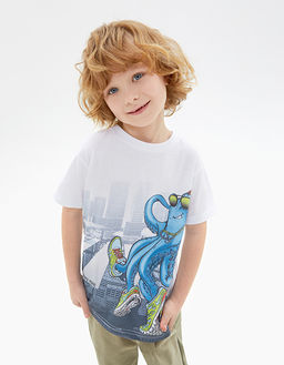 Белая футболка для мальчика 240099