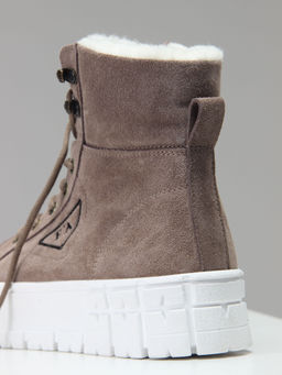 Ботинки 216.212131w. капучино замша/Шерсть