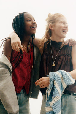 BLUSA PUNTILLA JARETAS / Marr?n oscuro - Zara фото 2