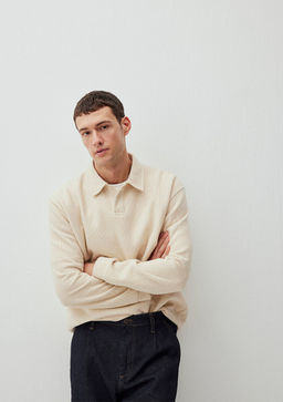 Dugmeli Beyaz Basic Sweatshirt