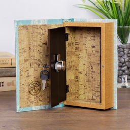 Шкатулка книга-сейф «Мисс очарование», дерево, 21×13×5 см