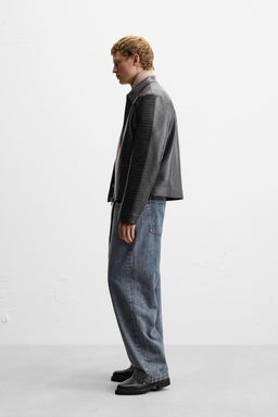 EMBOSSED LEATHER EFFECT OVERSHIRT - Zara фото 4