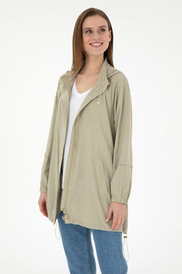 Kad_n A__k Haki Tren_kot