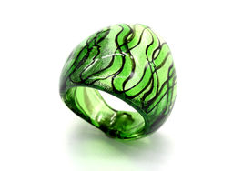 Стеклянное кольцо модель 4 цв.зеленый Радуга камня