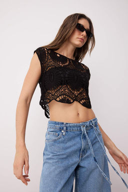 Siyah Krose Kolsuz Crop Triko Bluz TWOSS25BZ00592