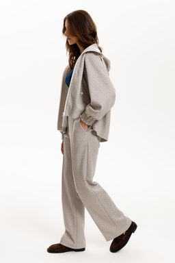 ЕВТ 3300/перламутровое облако,3Д квадраты жакет жен