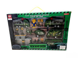 Набор "Fenming" 13 предм. "Военная база + техника 5шт. + знаки и фигурка" (399-666D2) в коробке