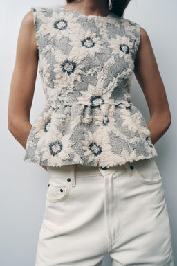 FLORAL TEXTURED PEPLUM TOP - Zara фото 4