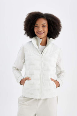 Водоотталкивающий надувной жилет для спортсменов DeFactoFit с воротником-стойкой  фото 3