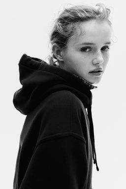 Sudadera con capucha y motivo - H&m фото 5