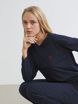 Bisiklet Yaka Puantiyeli Kad?n Pijama Tak?m?