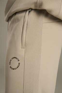 Брюки трикотажные утепленные Бежевый