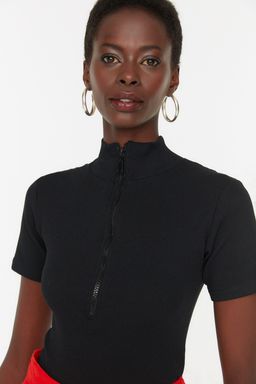 Siyah Fermuarl? Fitted/Vucuda Oturan Dik Yaka Fitilli Esnek Orme Bluz TWOSS22BZ0679 - Trendyolmilla фото 4