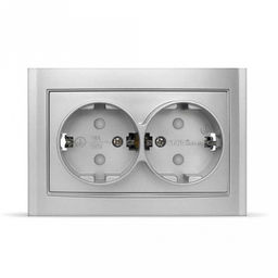 Розетка двухместная "Бриллиант", скрытая установка, с заземлением, защитная шторка, еврослот, 16А, 220В, серебро (Китай) Розетка двухместная "Бриллиант", скрытая установка, с заземлением, защитная шторка, еврослот, 16А, 220В, серебро (Китай)