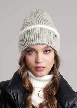Шапка женская