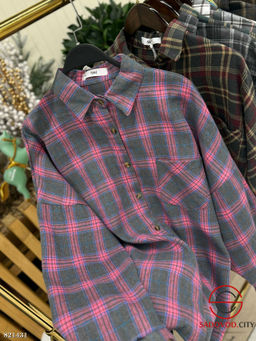 Рубашки женская в стиле оверсайз