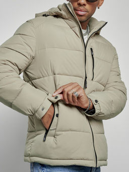 Куртка спортивная мужская зимняя с капюшоном светло-зеленого цвета 8362ZS - Wonderrman фото 12