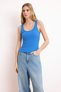 Saks Fitted/Vucuda Oturan Havuz Yaka Fitilli Esnek Orme Atlet TWOSS22AL0042